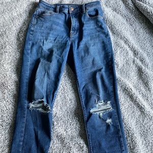 American Eagle mom jeans